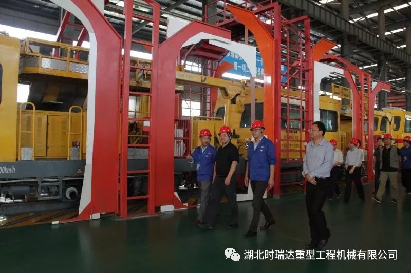 湖北省第三巡视组莅临安博·体育（中国）重工参观考察